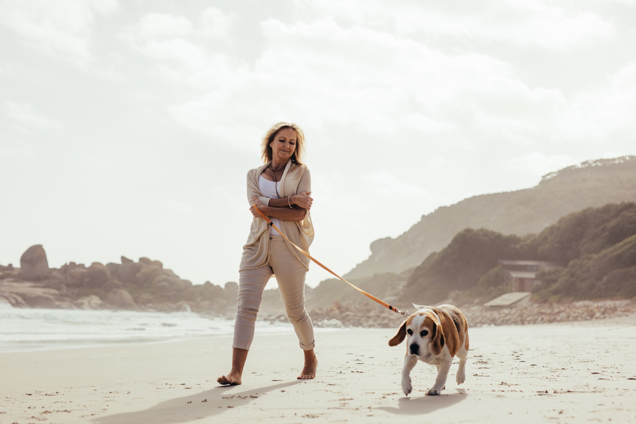 mature-woman-beach-spms